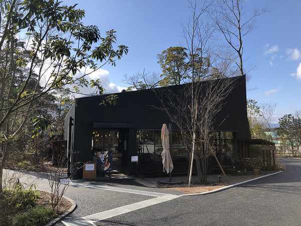三重県いなべ市にぎわいの森の食肉加工専門店フチテイのホットドッグ